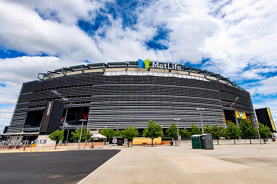 MetLife Stadium (New Jersey): $33.22
