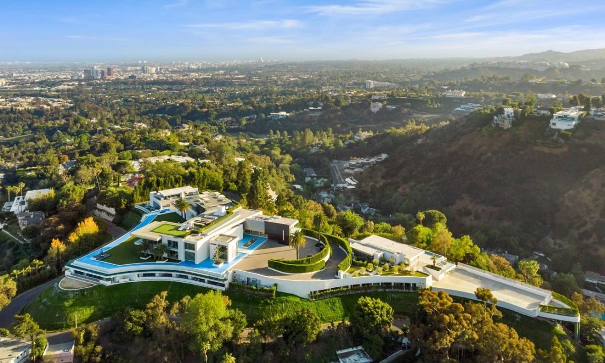 The One, Los Angeles: the $500 million lesson