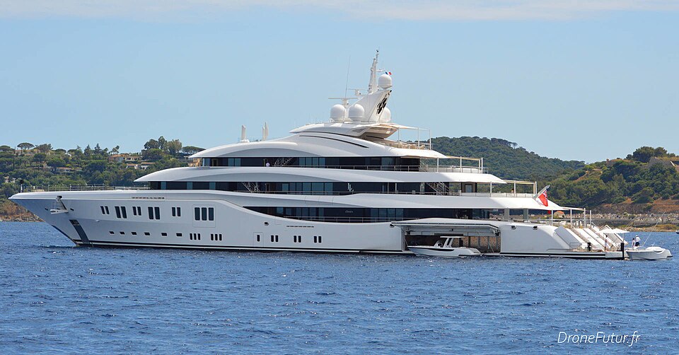 The biggest in the world: Azzam and yacht "A"