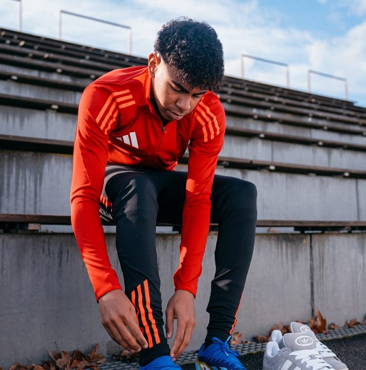 Adidas: $34 million and Messi's mantle