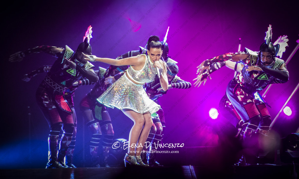 The musical peak: "Teenage Dream" and five number ones